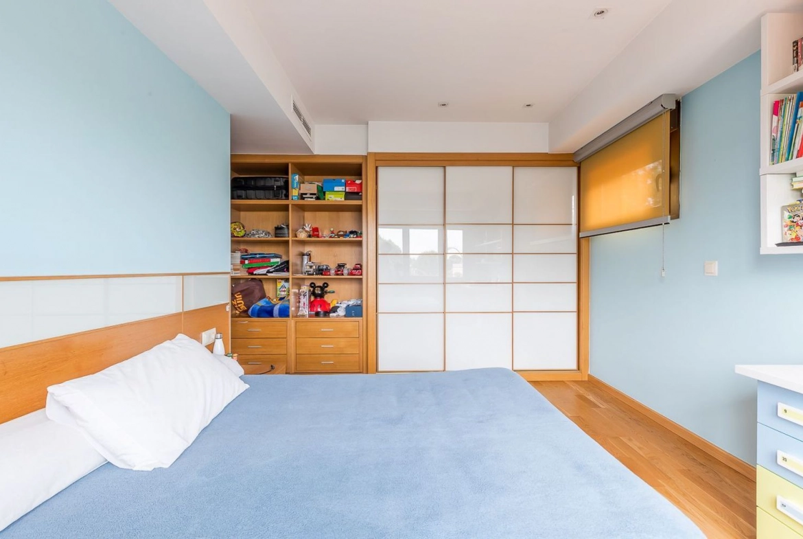 Chalet Independiente El Bosque Villaviciosa de Odon Dormitorio