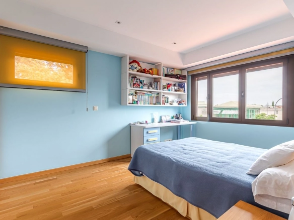 Chalet Independiente El Bosque Villaviciosa de Odon Dormitorio