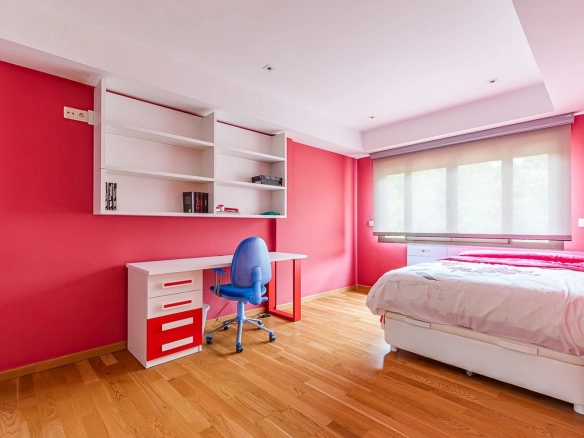 Chalet Independiente El Bosque Villaviciosa de Odon Dormitorio