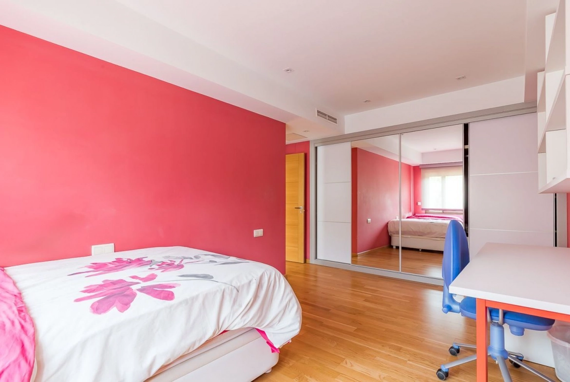 Chalet Independiente El Bosque Villaviciosa de Odon Dormitorio