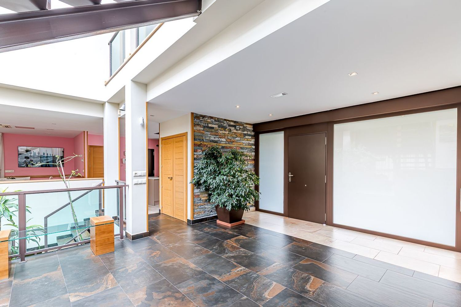 Chalet Independiente El Bosque Villaviciosa de Odon Hall