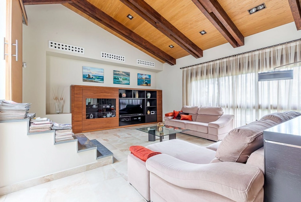 Chalet Independiente El Bosque Villaviciosa de Odon Salon