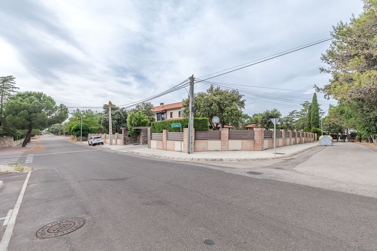 Chalet Independiente El Bosque Villaviciosa de Odon Urbanizacion