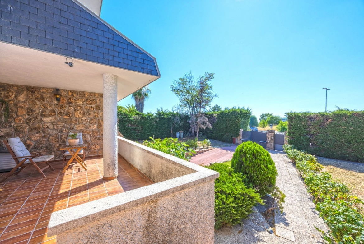 Chalet Independiente Golf Las Rozas de Madrid Balcon