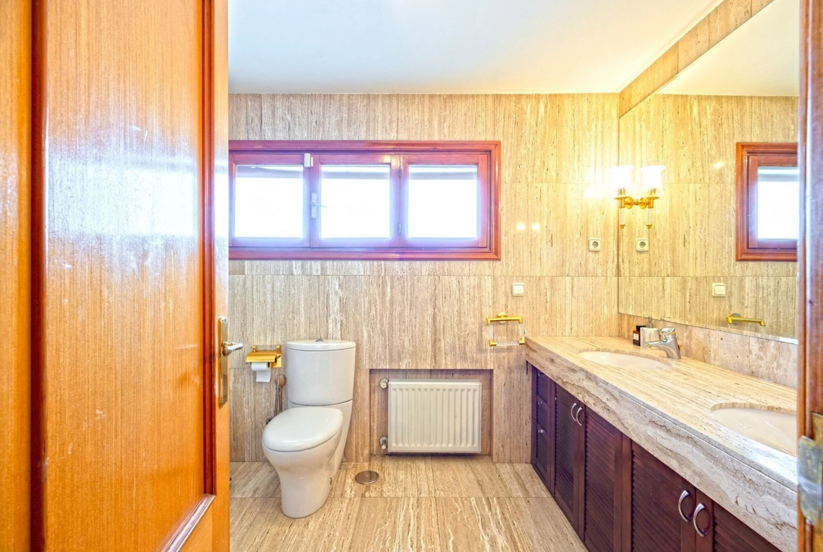 Chalet Independiente Golf Las Rozas de Madrid Bano