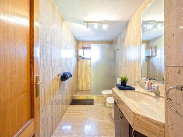 Chalet Independiente Golf Las Rozas de Madrid Bano