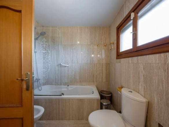 Chalet Independiente Golf Las Rozas de Madrid Bano