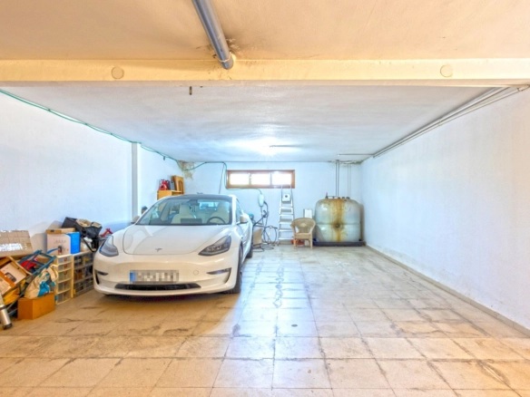 Chalet Independiente Golf Las Rozas de Madrid Garaje