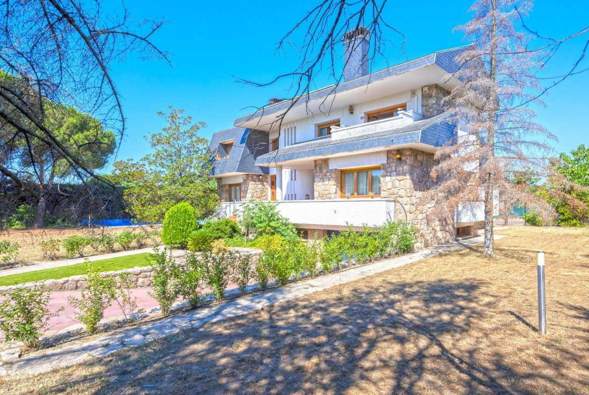 Chalet Independiente Golf Las Rozas de Madrid Jardin