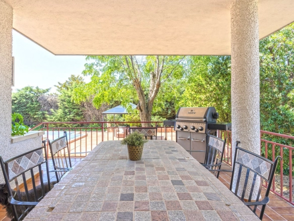 Chalet Independiente Golf Las Rozas de Madrid Porche