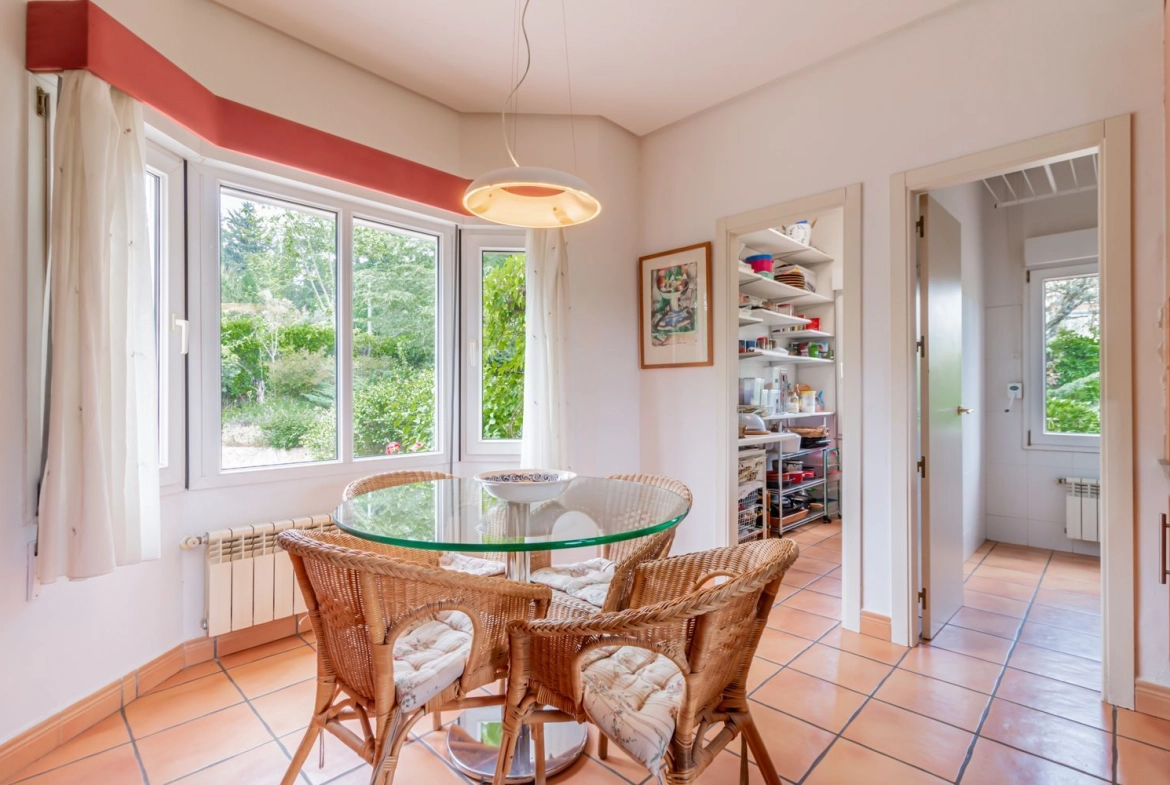 Chalet Independiente Las Rozas de Madrid Comedor