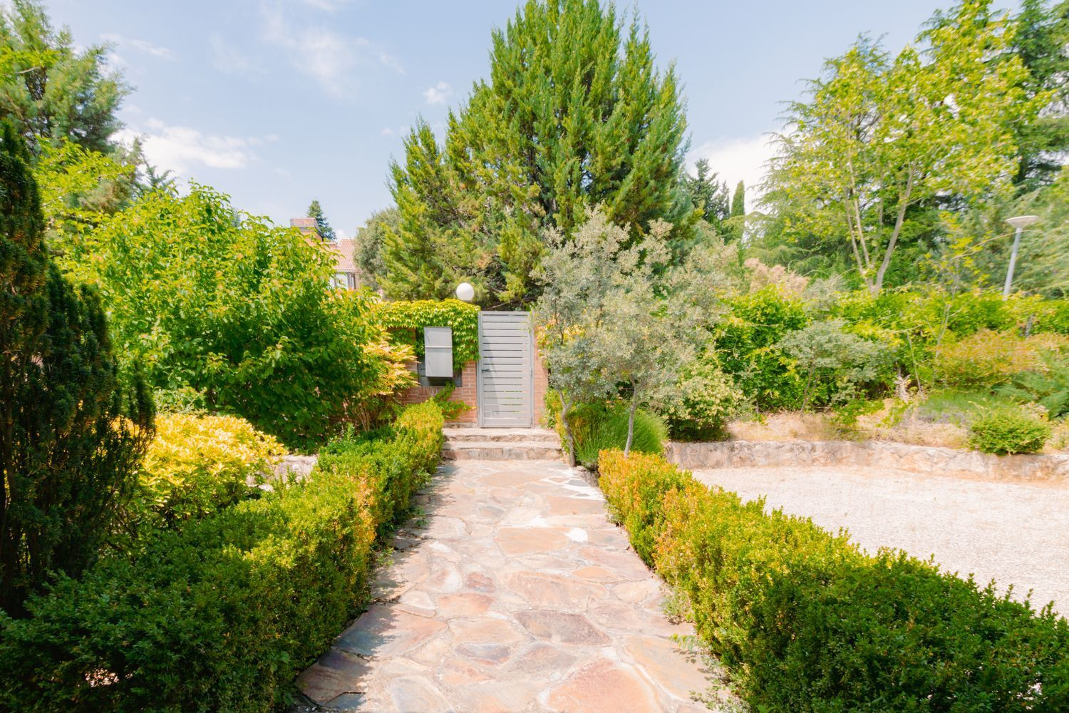 Chalet Independiente Las Rozas de Madrid Cuarto Entrada