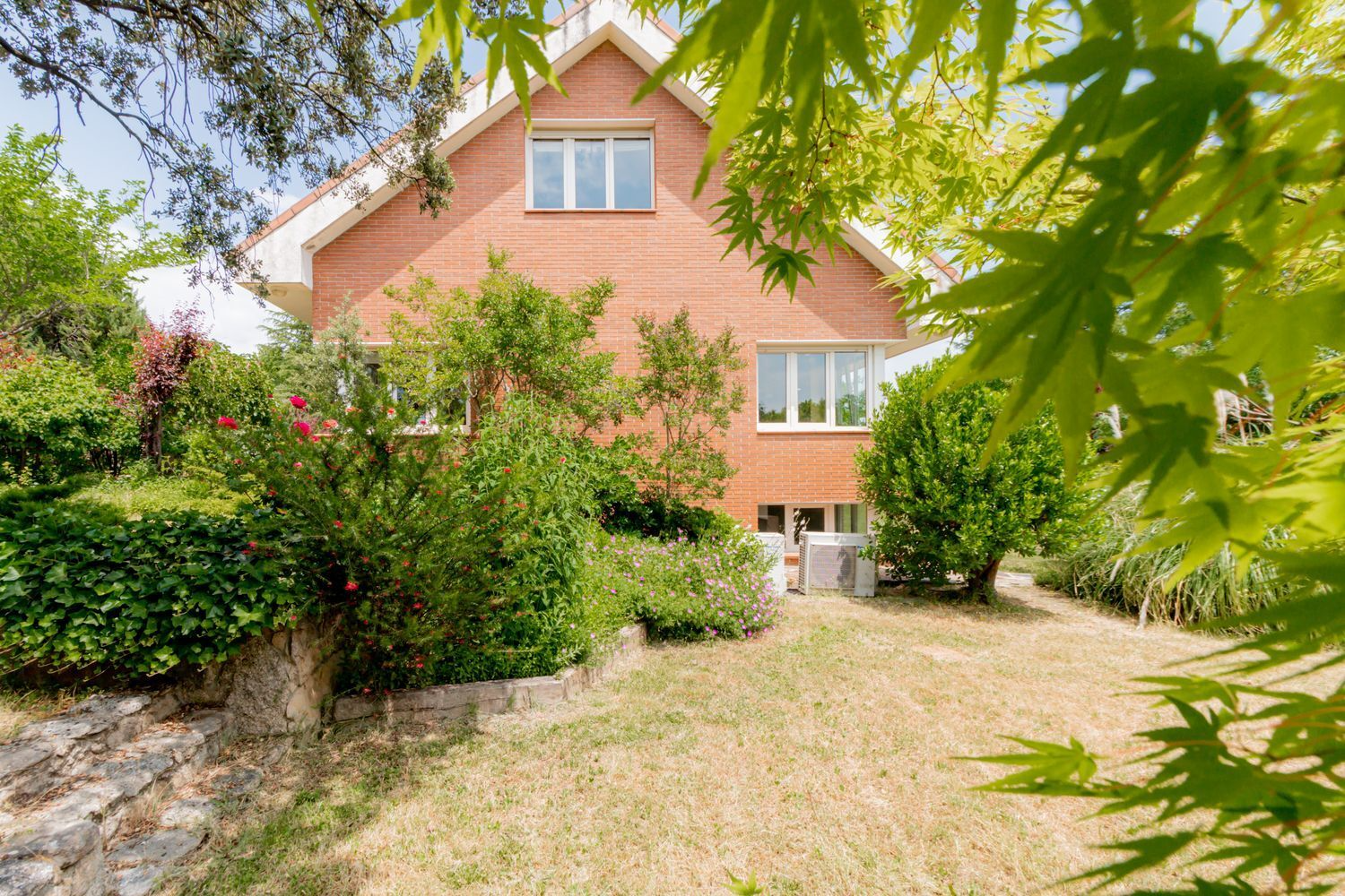 Chalet Independiente Las Rozas de Madrid Jardin