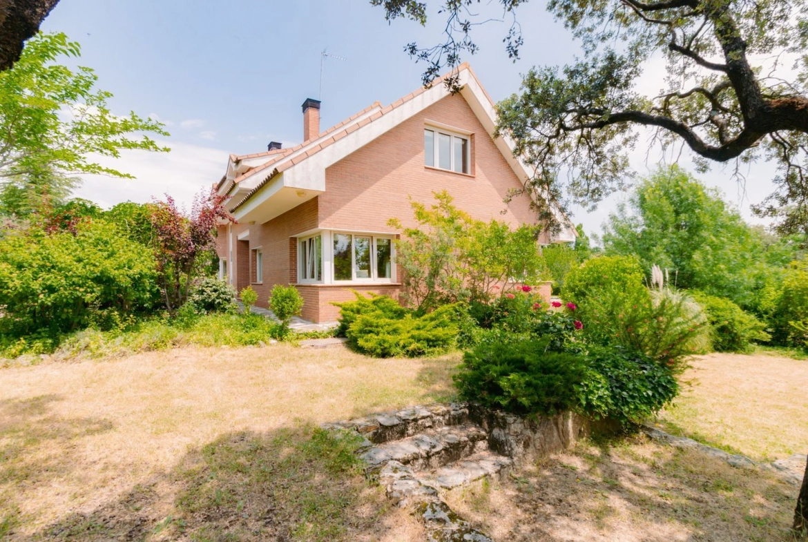 Chalet Independiente Las Rozas de Madrid Jardin