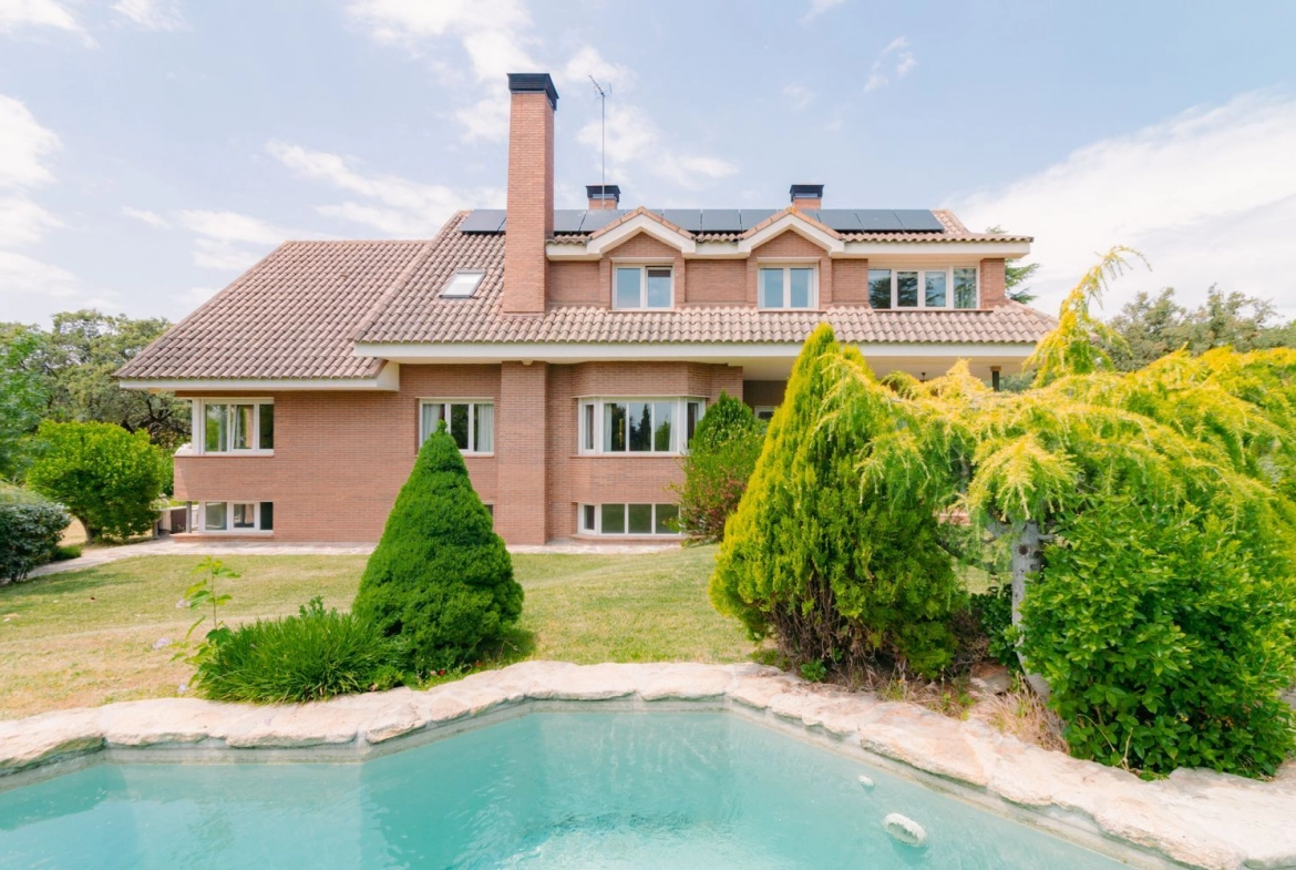 Chalet Independiente Las Rozas de Madrid Piscina