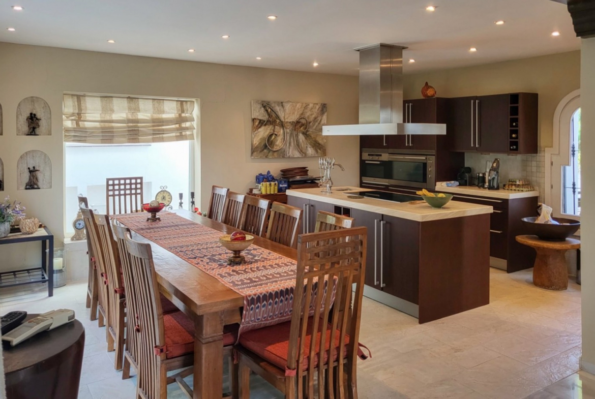 Chalet Independiente Marbella Cocina