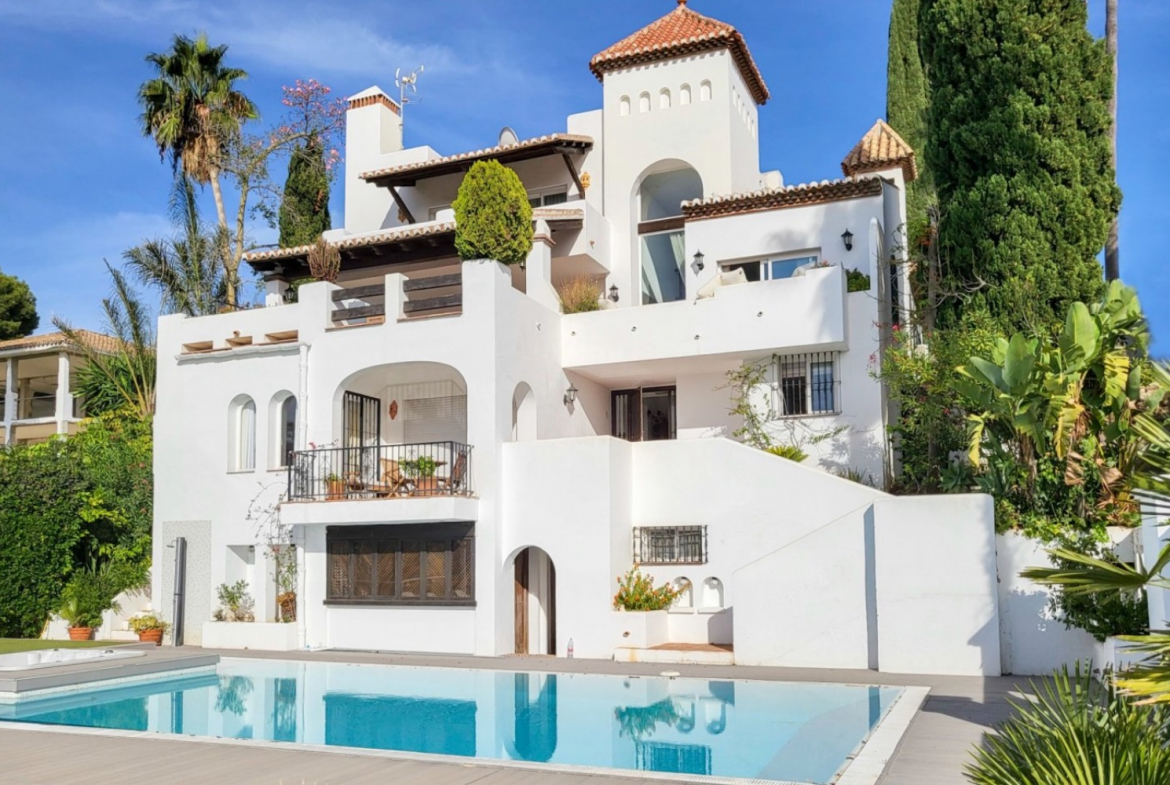 Chalet Independiente Marbella Exterior