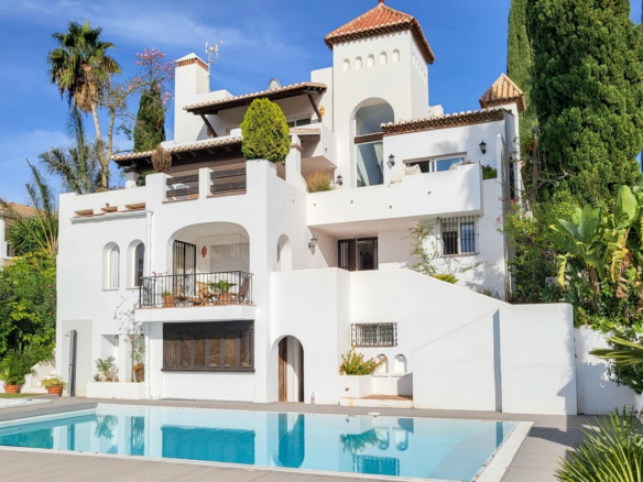 Chalet Independiente Marbella Exterior