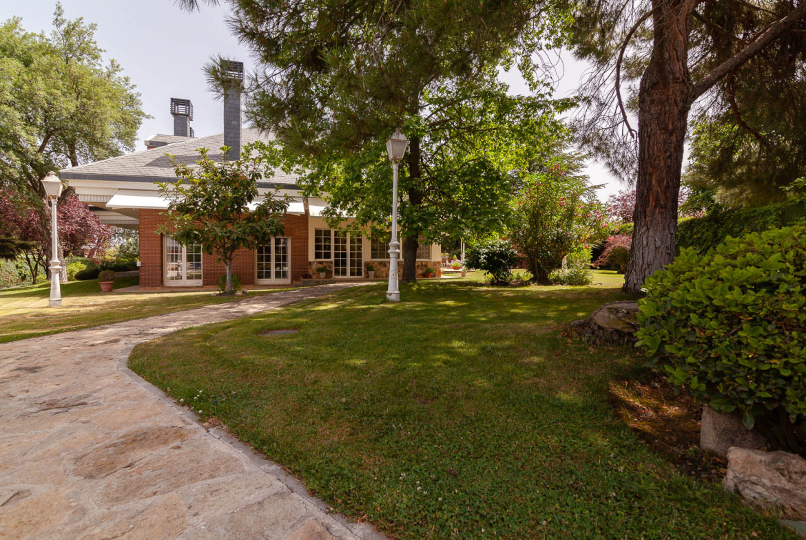 Chalet Independiente Monteprincipe Exterior