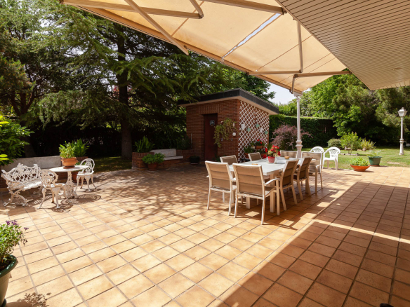 Chalet Independiente Monteprincipe Terraza