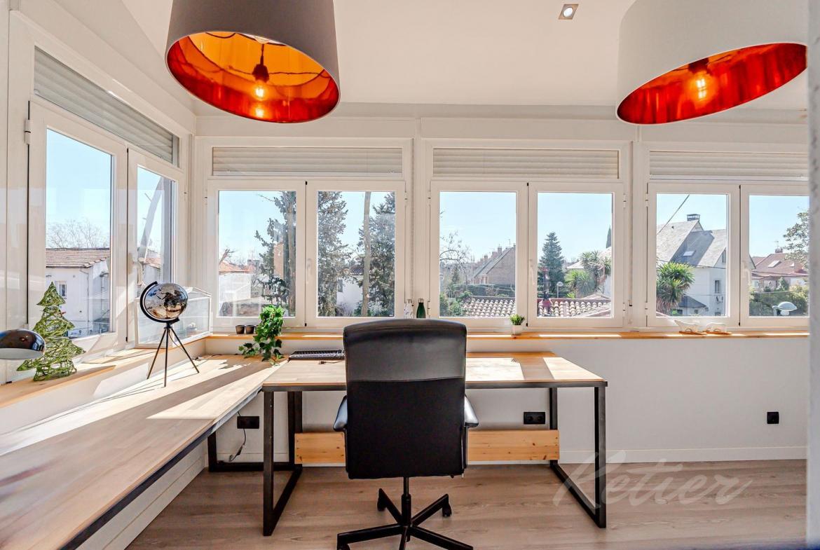 Chalet Independiente Pozuelo de Alarcon Despacho