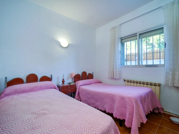 Chalet Independiente Pozuelo de Alarcon Dormitorio