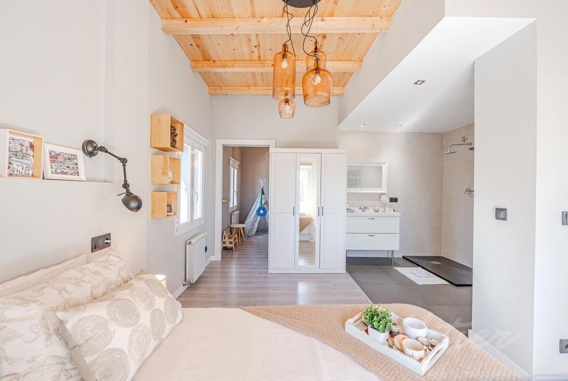Chalet Independiente Pozuelo de Alarcon Dormitorio