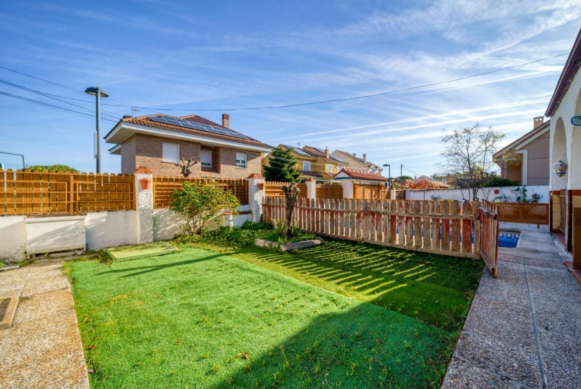 Chalet Independiente Pozuelo de Alarcon Jardin