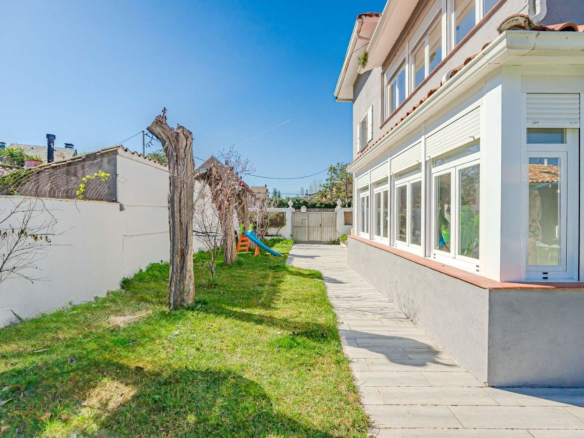 Chalet Independiente Pozuelo de Alarcon Jardin