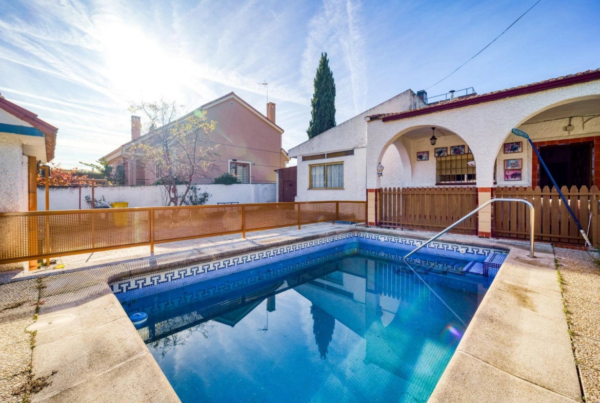 Chalet Independiente Pozuelo de Alarcon Piscina