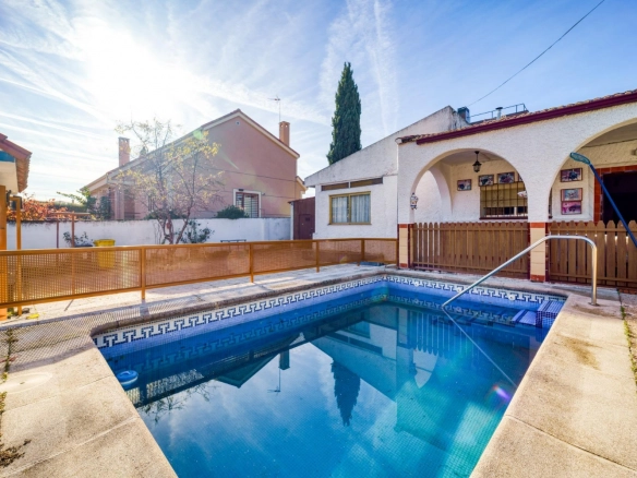 Chalet Independiente Pozuelo de Alarcon Piscina