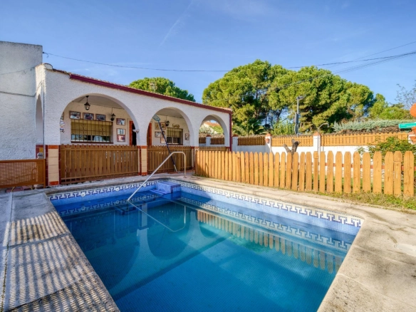 Chalet Independiente Pozuelo de Alarcon Piscina