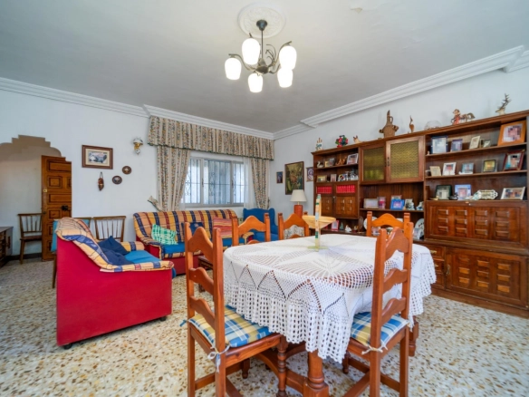 Chalet Independiente Pozuelo de Alarcon Salon