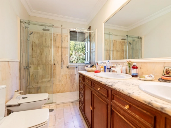 Chalet Independiente Villanueva de la Canada Bano