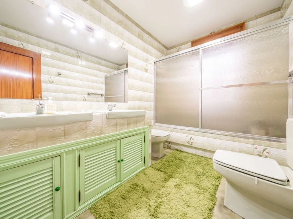 Chalet Independiente Villanueva de la Canada Bano