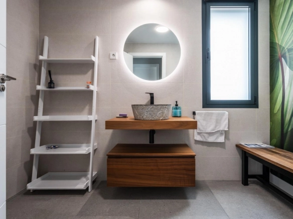 Chalet Independiente Villanueva de la Canada Bano