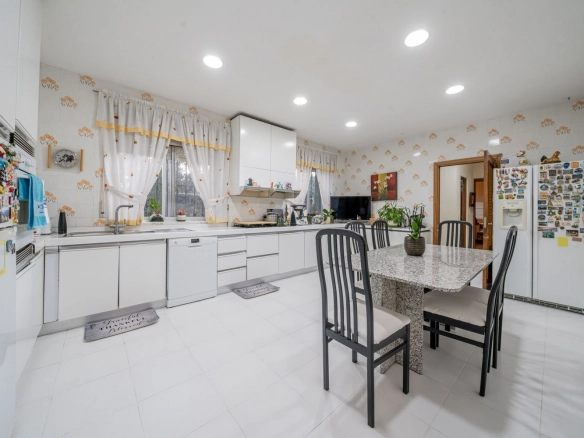 Chalet Independiente Villanueva de la Canada Cocina