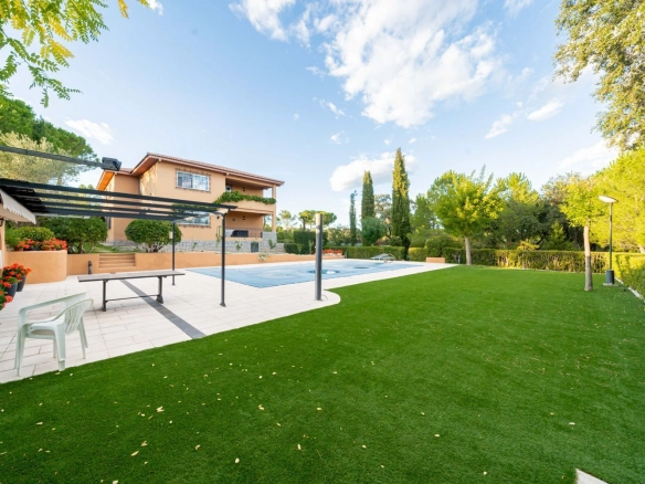 Chalet Independiente Villanueva de la Canada Jardin