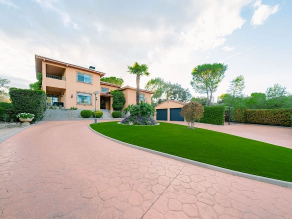 Chalet Independiente Villanueva de la Canada Jardin