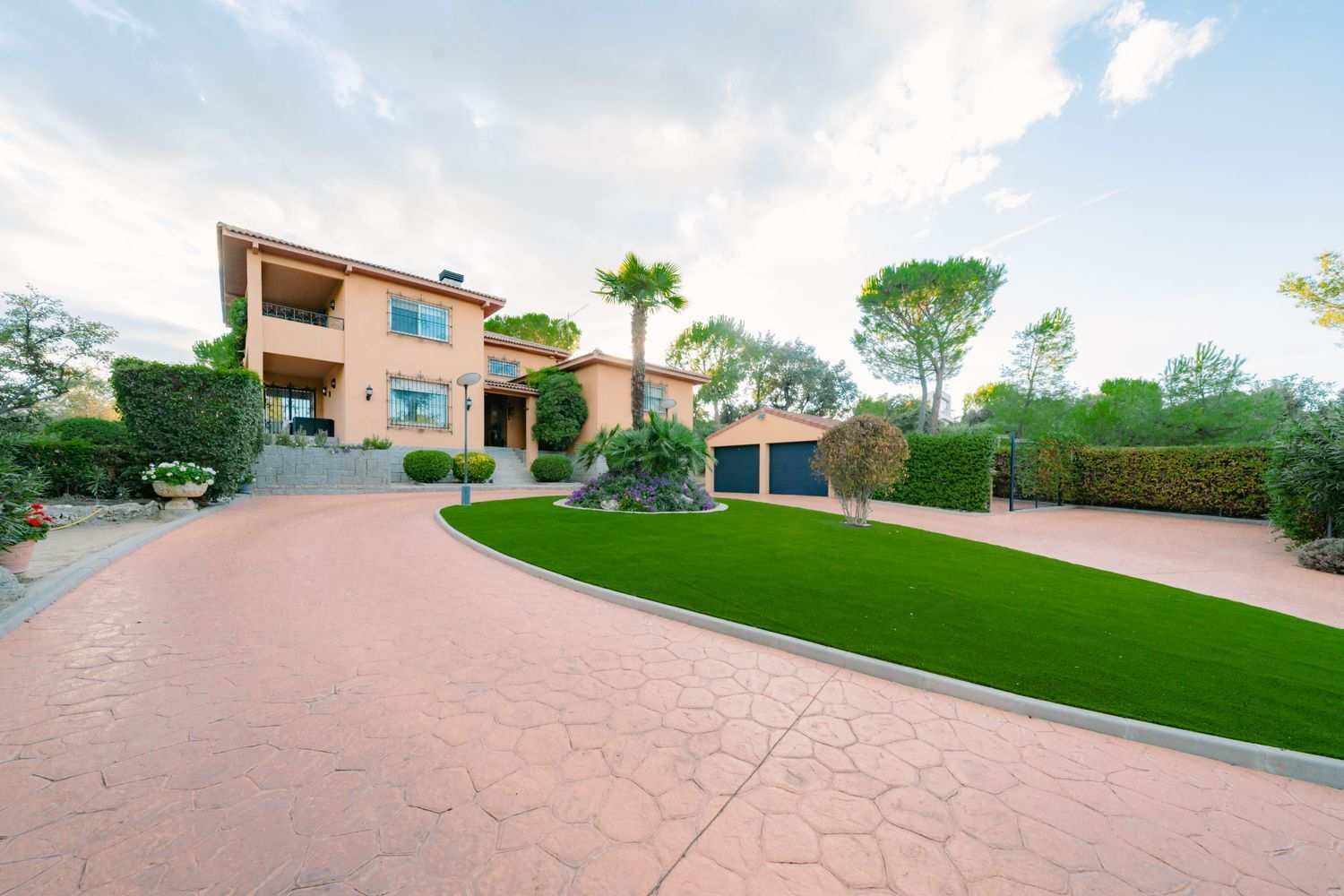 Chalet Independiente Villanueva de la Canada Jardin