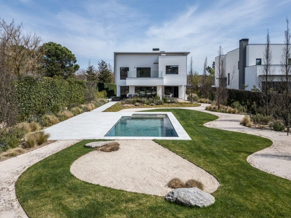 Chalet Independiente Villanueva de la Canada Parcela