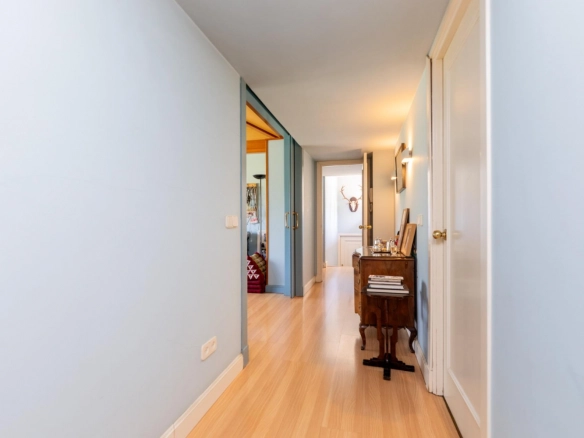 Chalet Independiente Villanueva de la Canada Pasillo