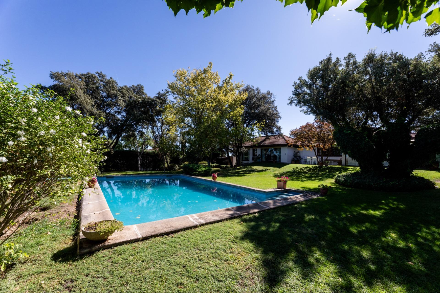 Chalet Independiente Villanueva de la Canada Piscina