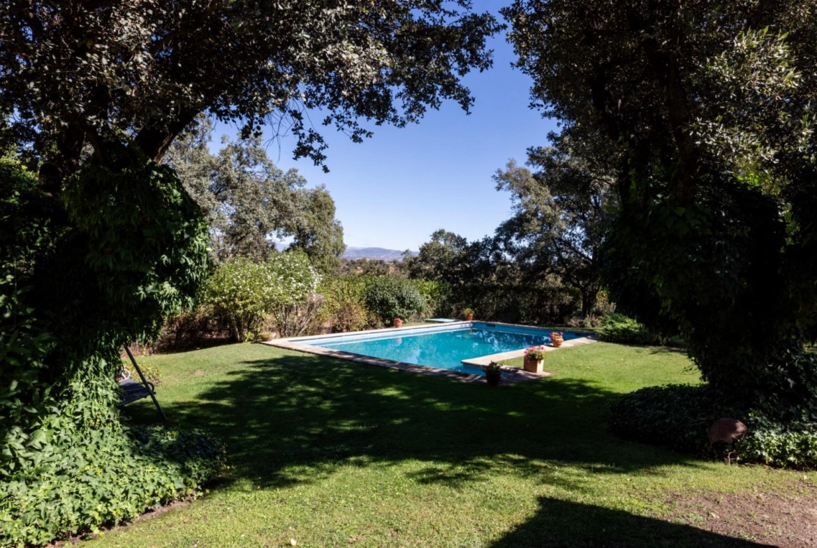 Chalet Independiente Villanueva de la Canada Piscina