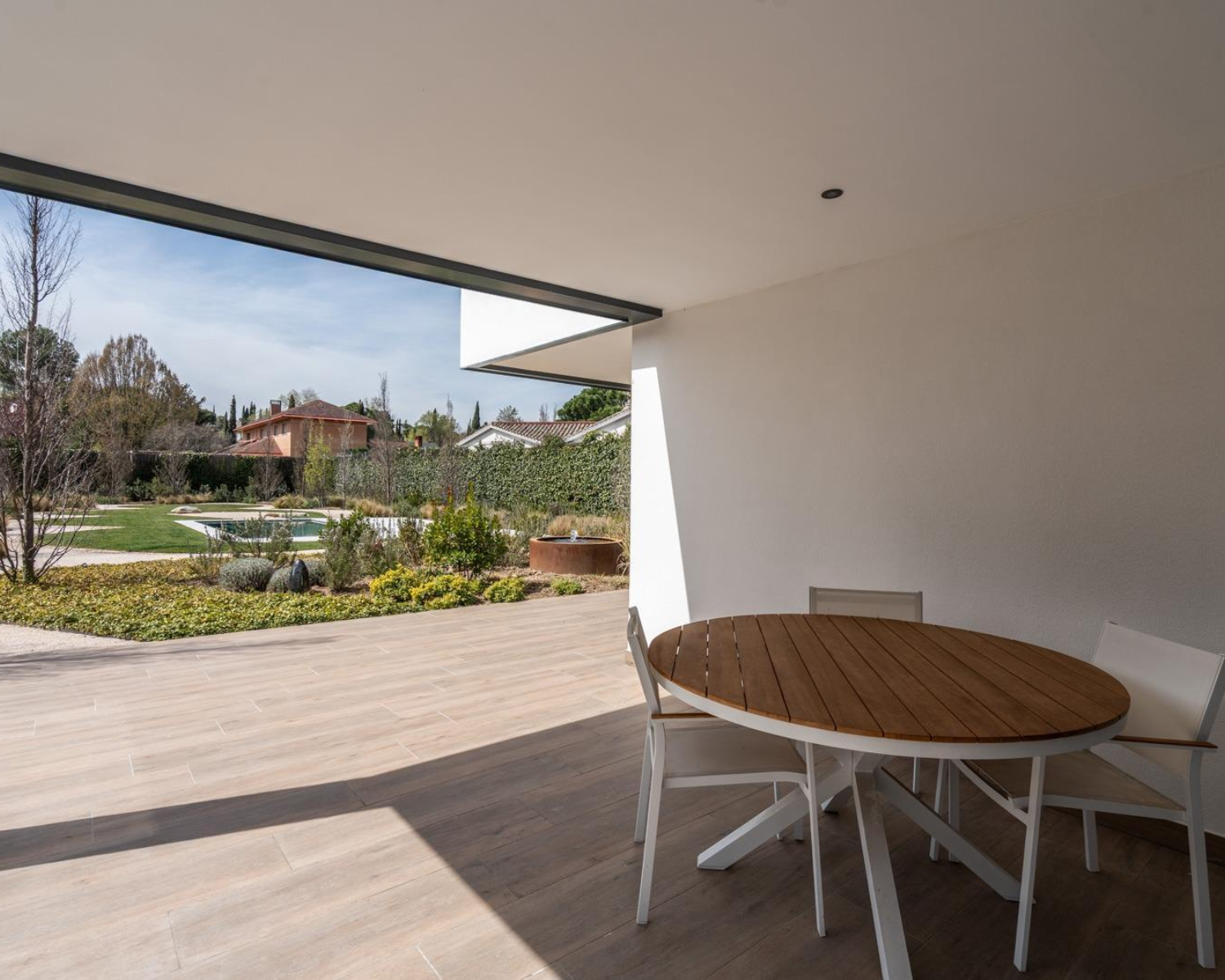 Chalet Independiente Villanueva de la Canada Porche