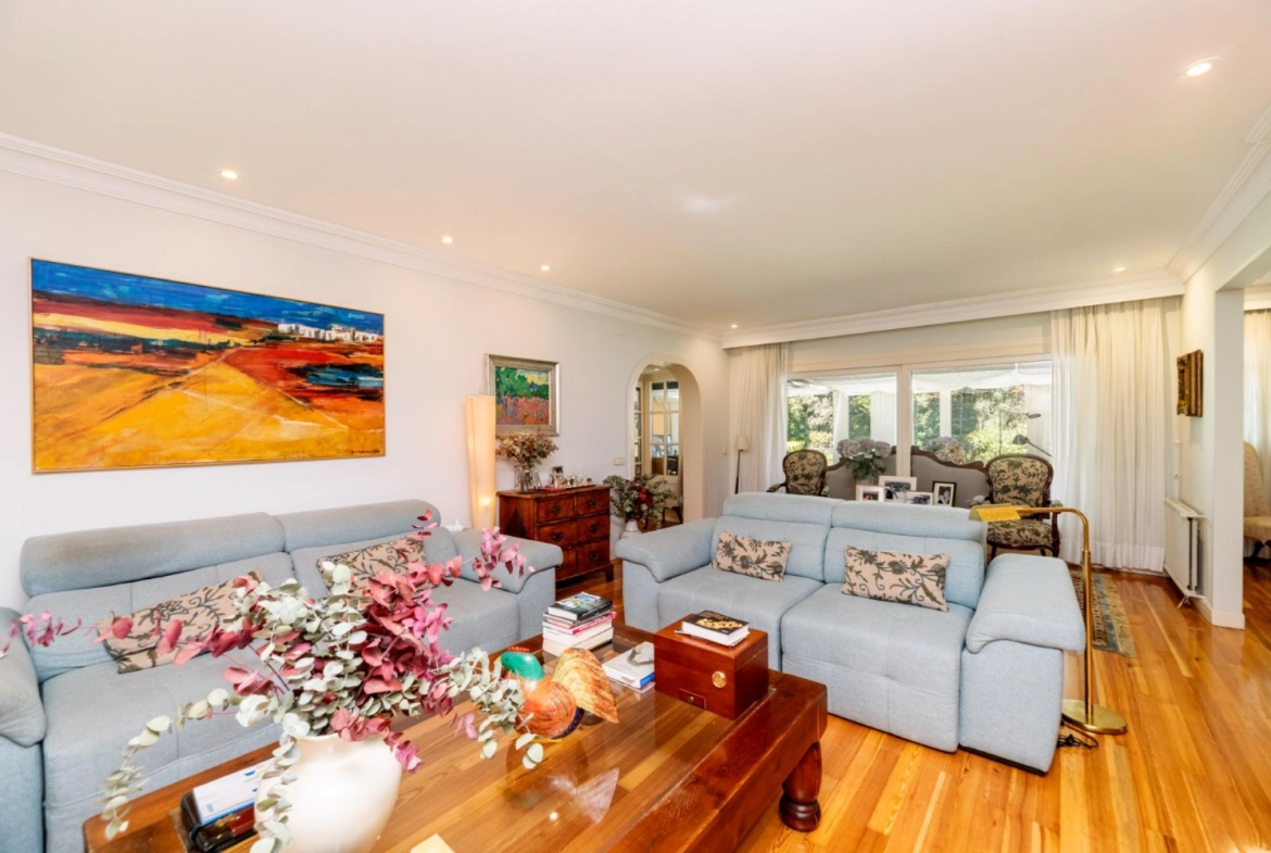 Chalet Independiente Villanueva de la Canada Salon