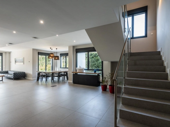 Chalet Independiente Villanueva de la Canada Salon