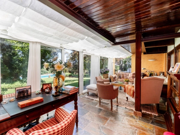 Chalet Independiente Villanueva de la Canada Salon