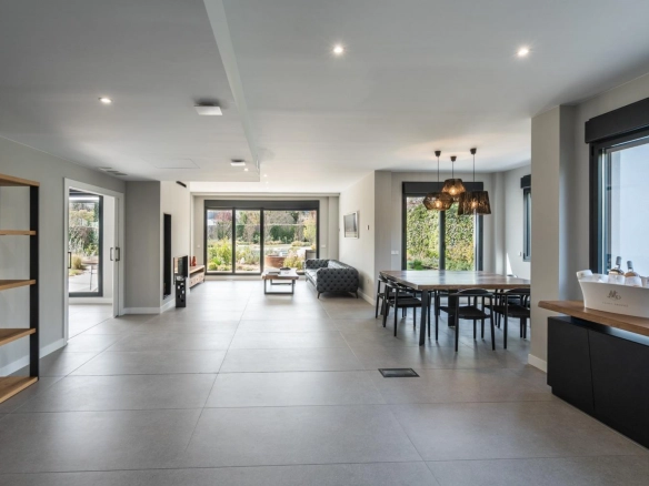 Chalet Independiente Villanueva de la Canada Salon