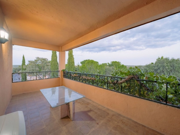 Chalet Independiente Villanueva de la Canada Terraza